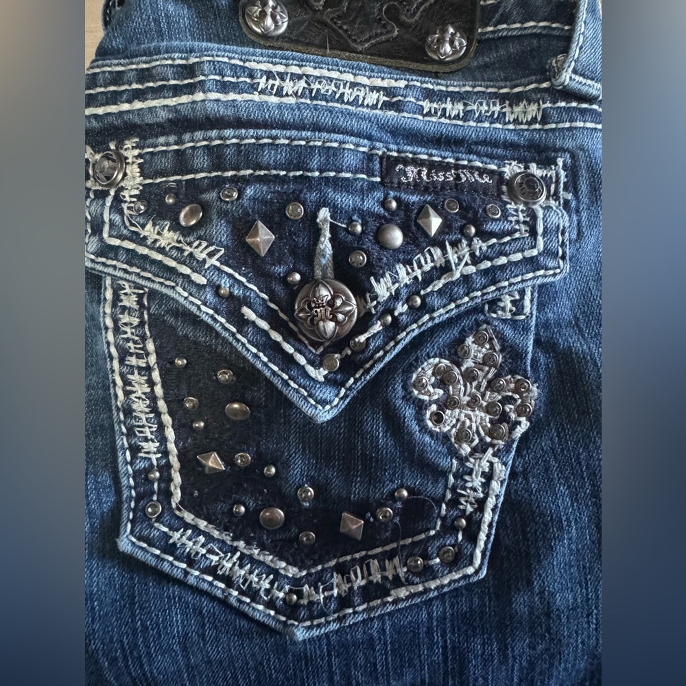 Miss Me Jeans size 25 - Picture 2 of 5